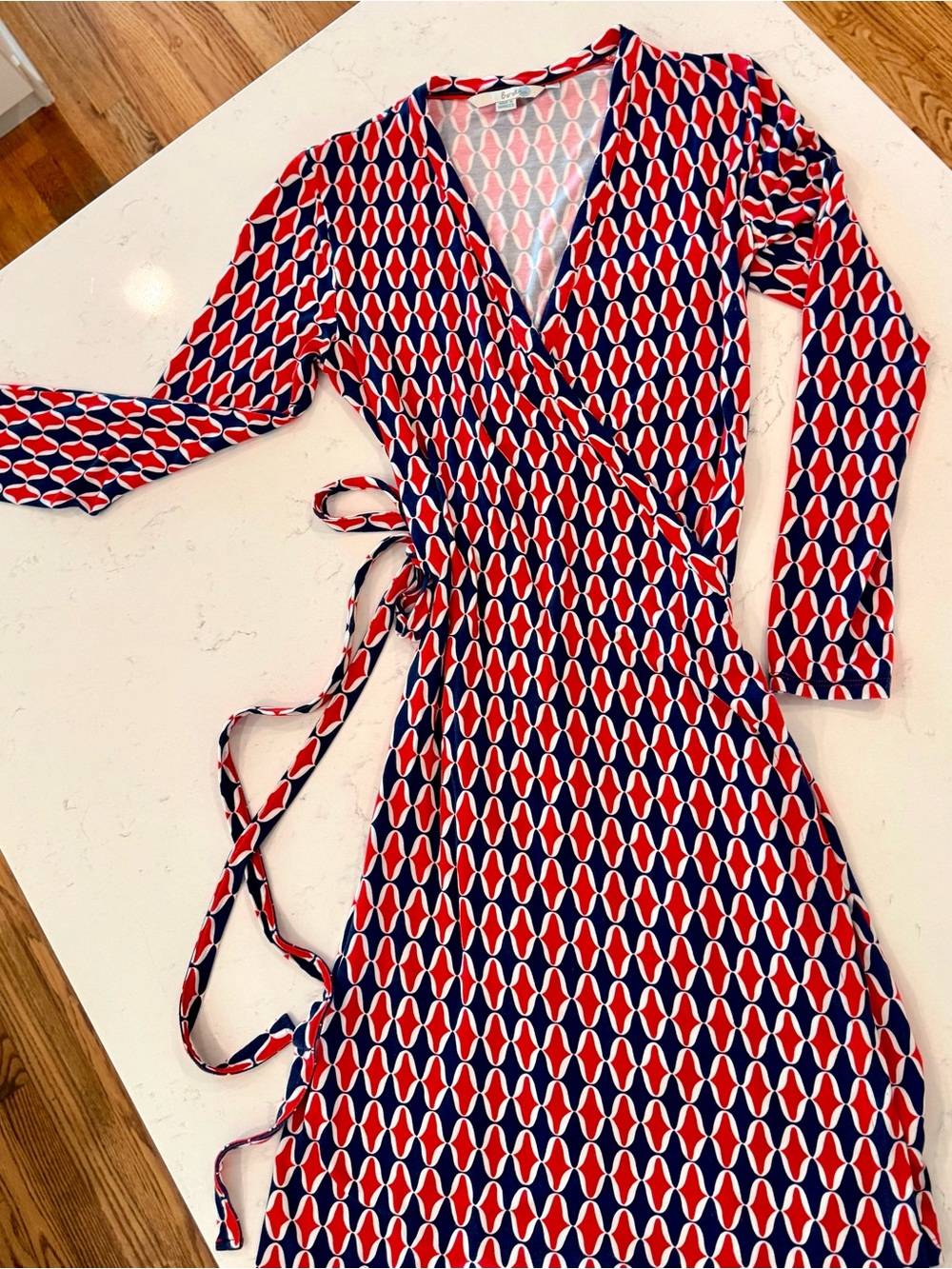 Biden Women’s Red and Navy Geometric Wrap Dress - M